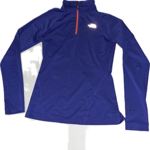 The North Face Athletic Shirt - Picture 1 of 5